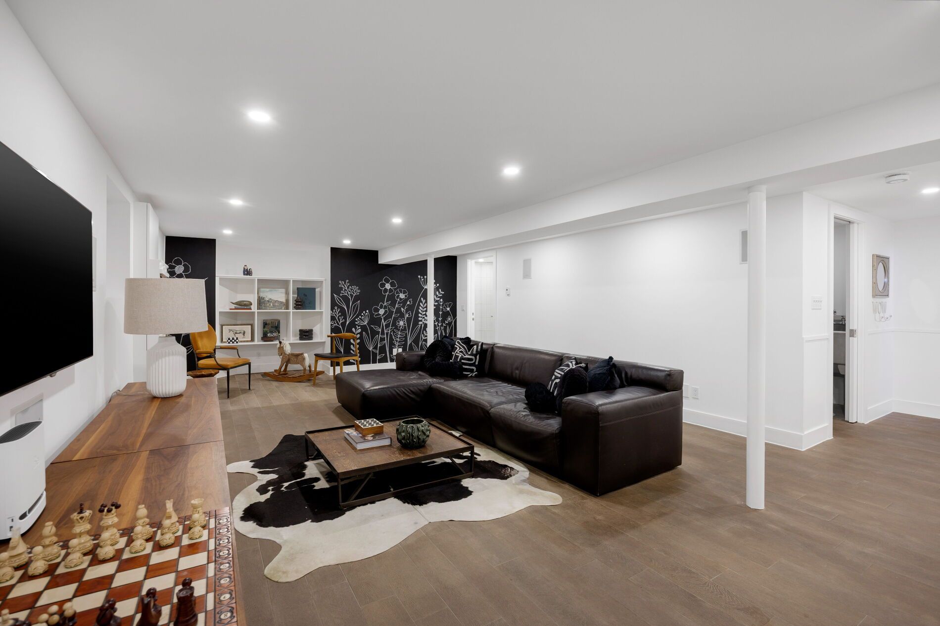 11 Hawthorn Avenue