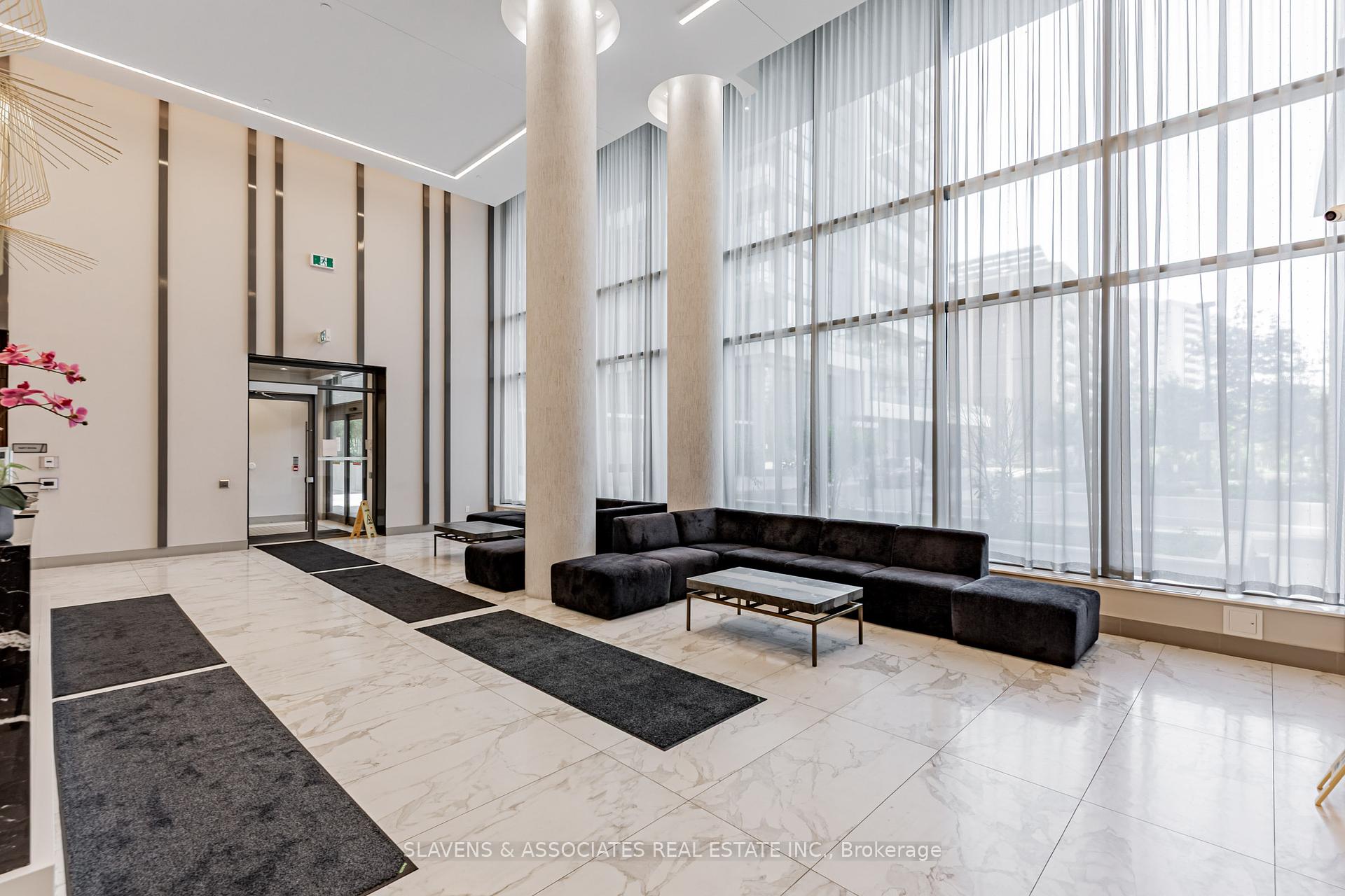 3 Bedrooms Condo at 38 Forest Manor, Toronto For sale