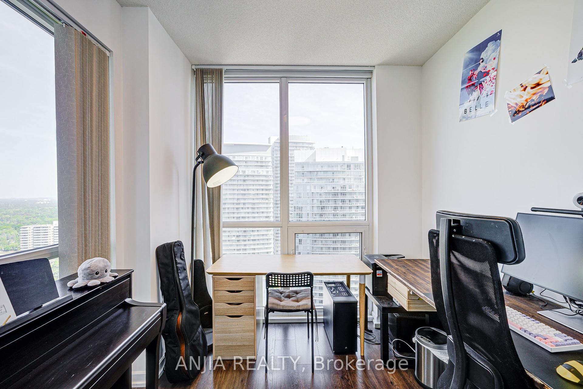 2 Bedrooms Condo at 50 Forest Manor, Toronto For sale