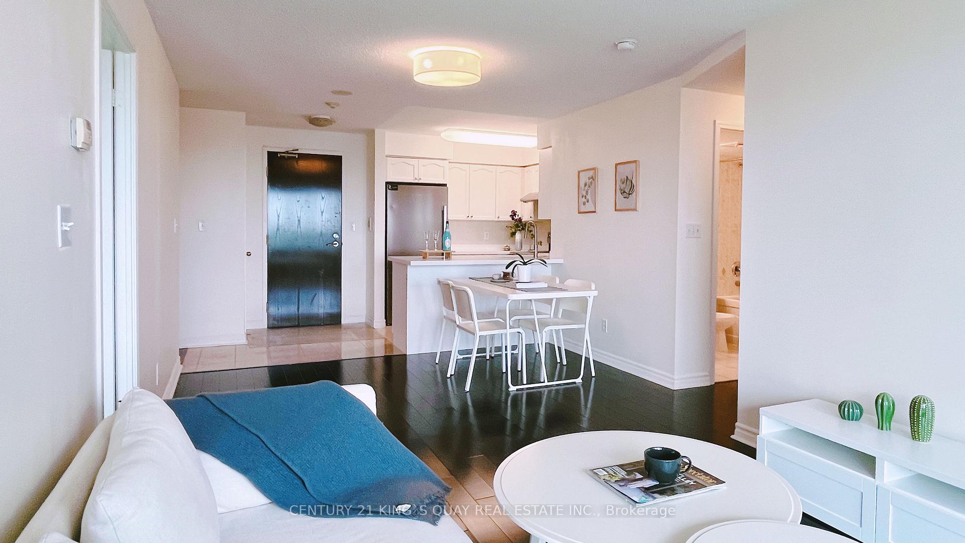 3 Bedrooms Condo at 18 Spring Garden, Toronto For sale