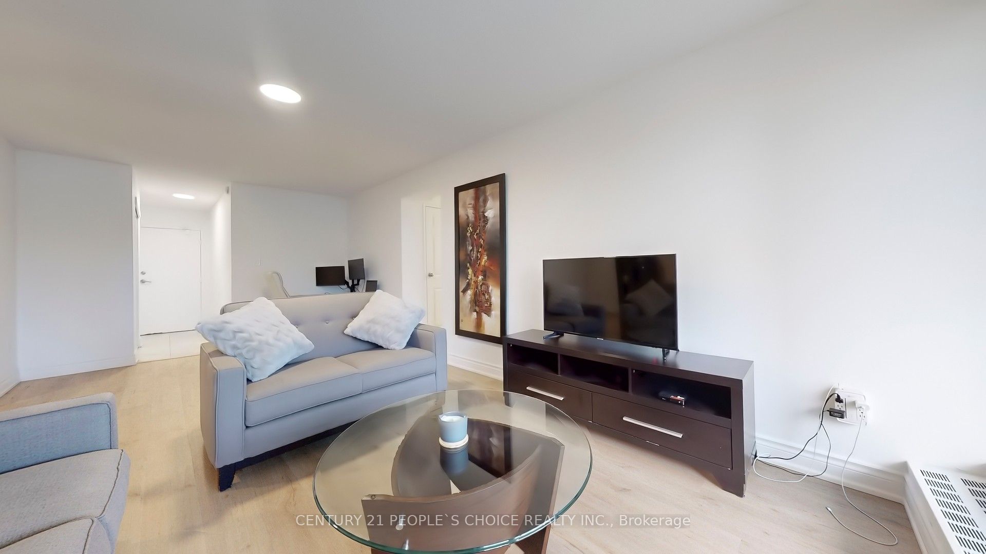 100 Wingarden Court, #216