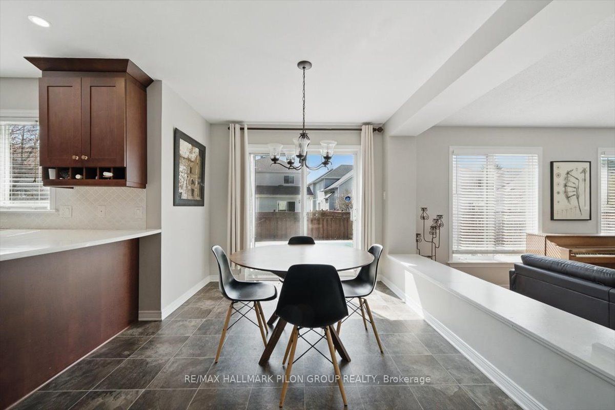 10 Maybrook Place