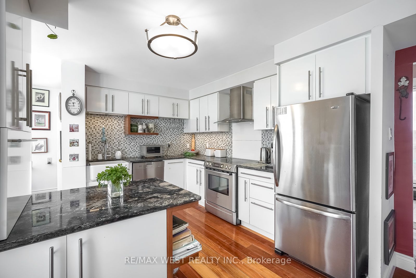 2285 Lake Shore Boulevard W, #602