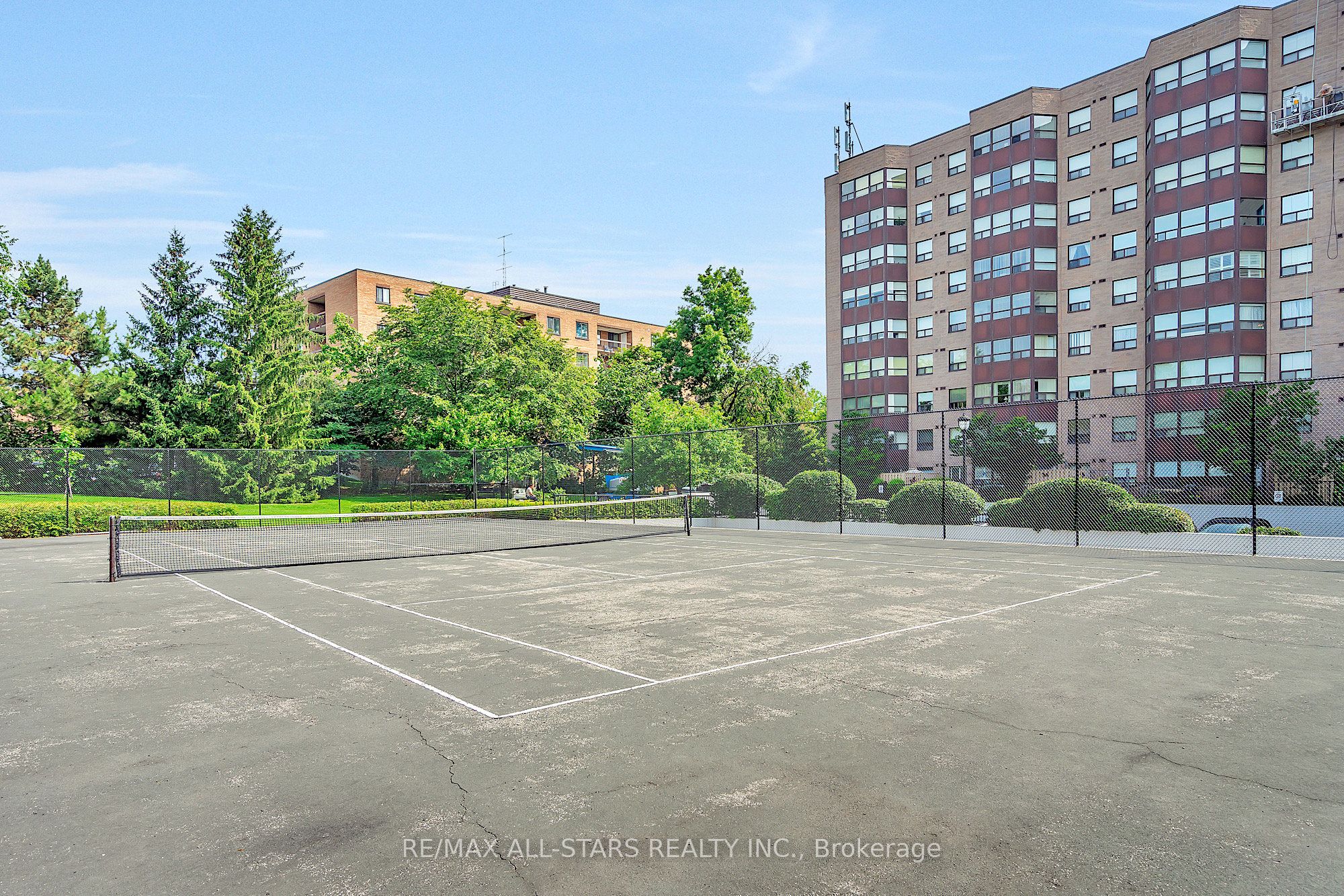 2 Raymerville Drive, #512