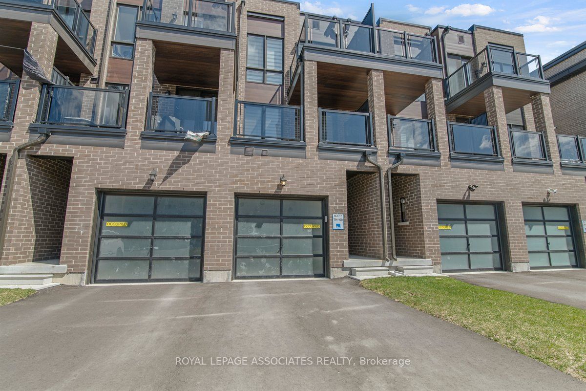 78 Stauffer Crescent