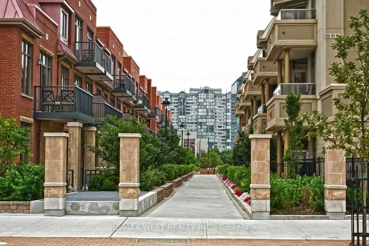 330 Princess Royal Drive, #107