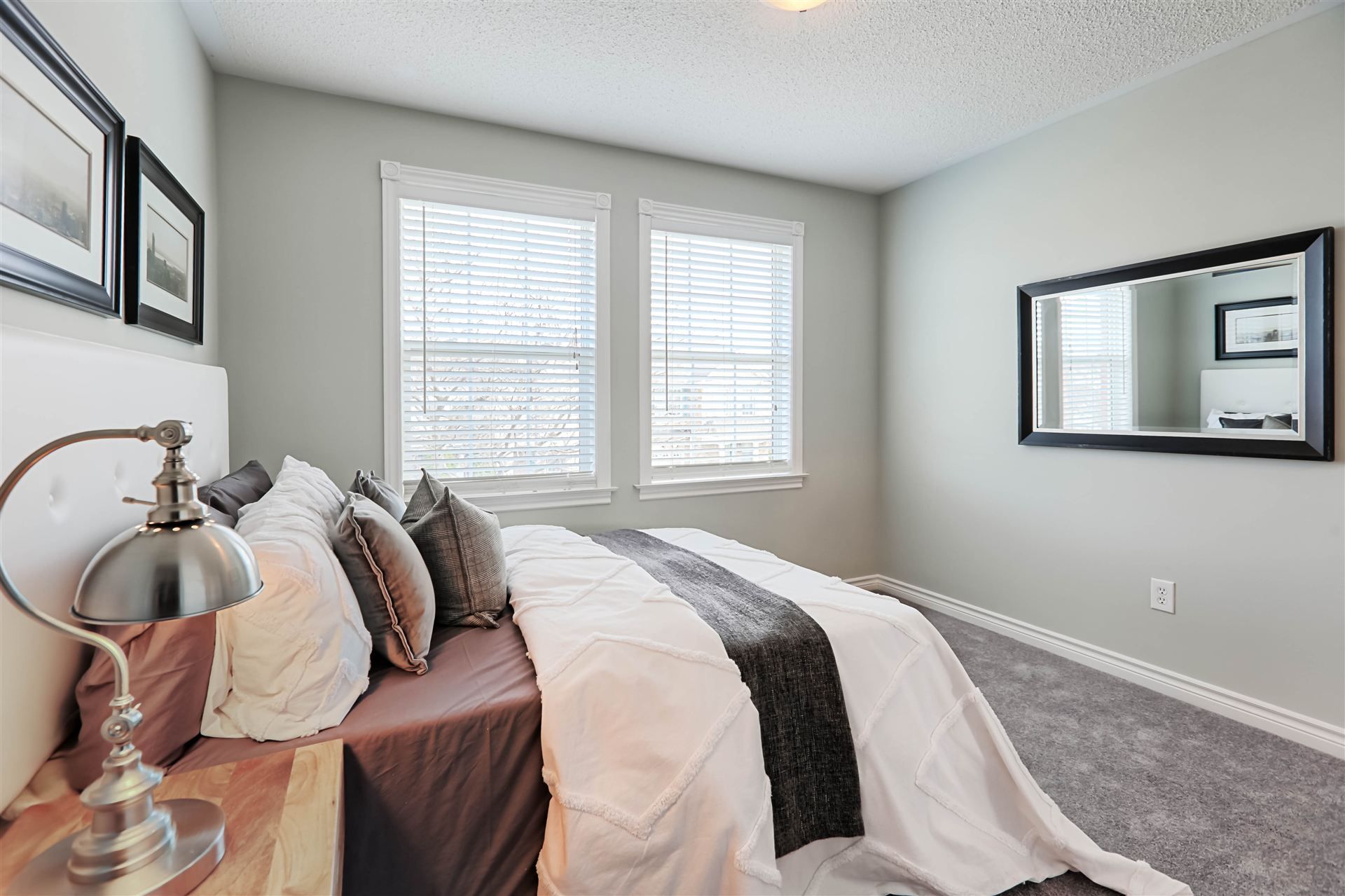 834 Mckay Crescent