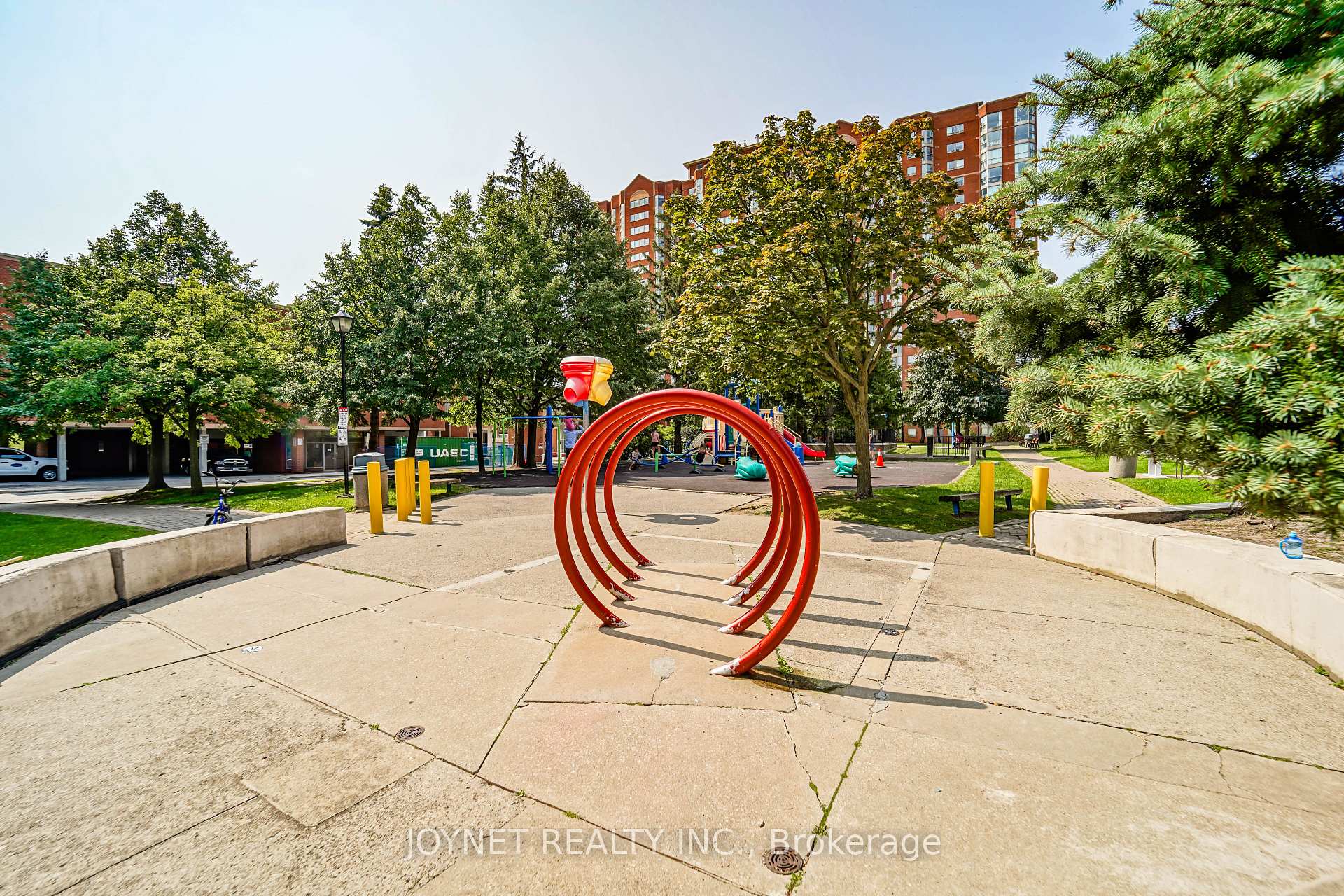 1 Bedroom Condo at 2460 Eglinton, Toronto For sale