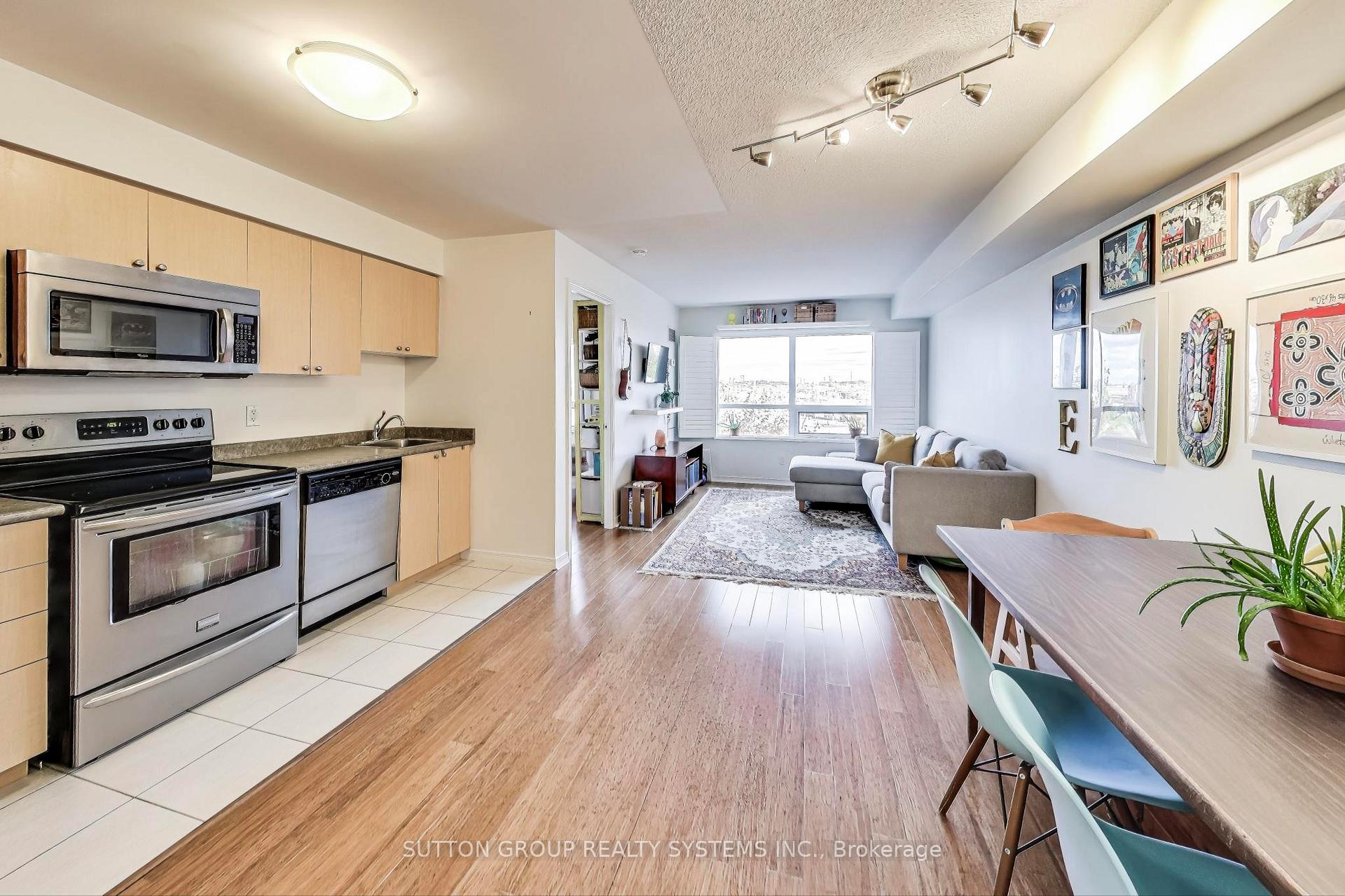 1 Bedroom Condo at 60 Heintzman, Toronto For sale