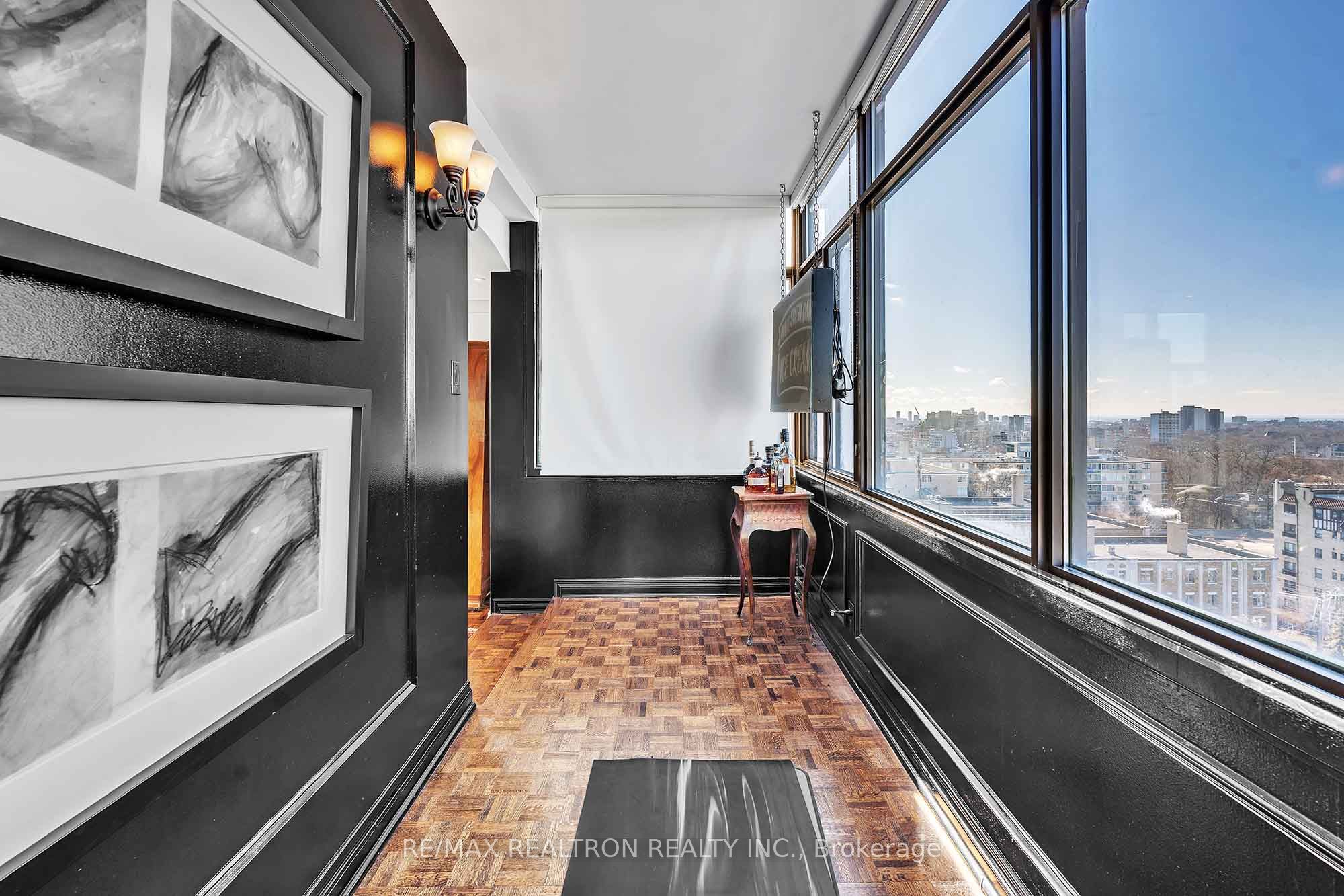 423 Avenue Road, #12