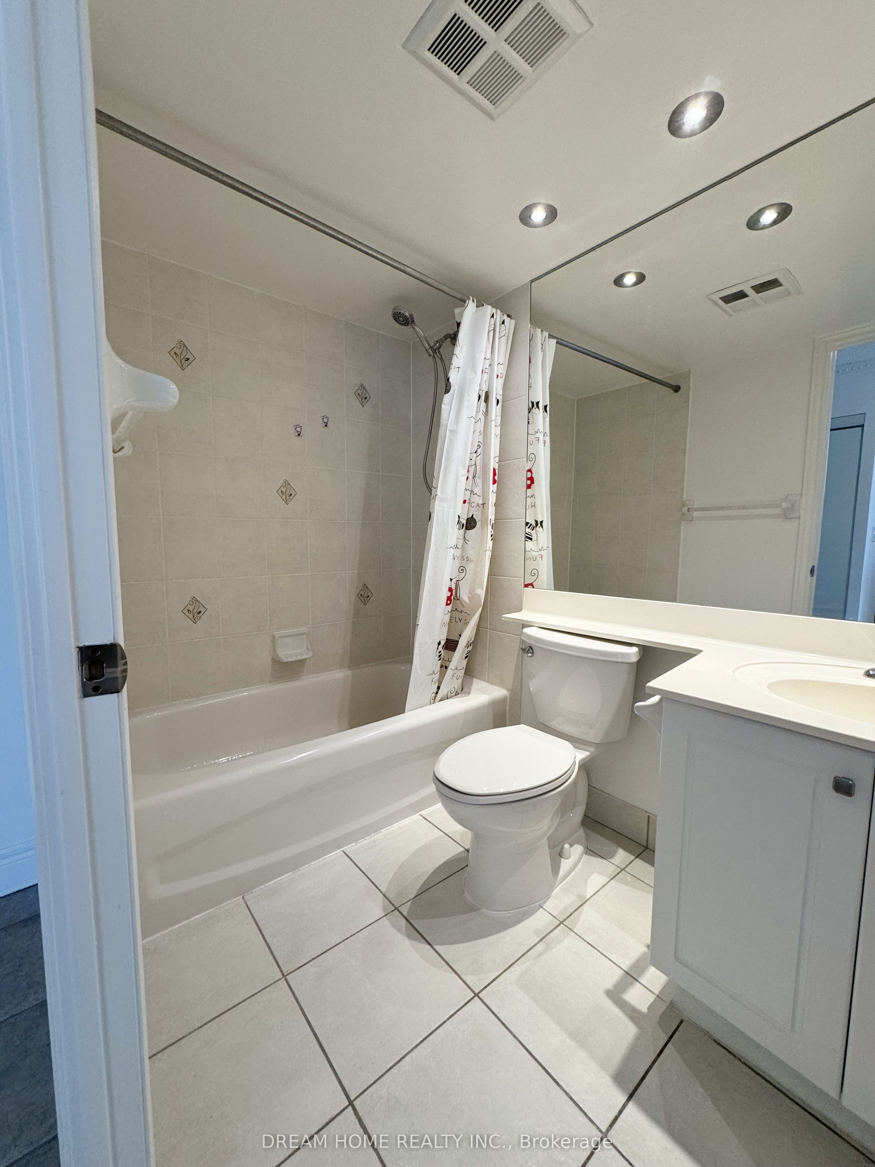 48 Suncrest Boulevard, #507