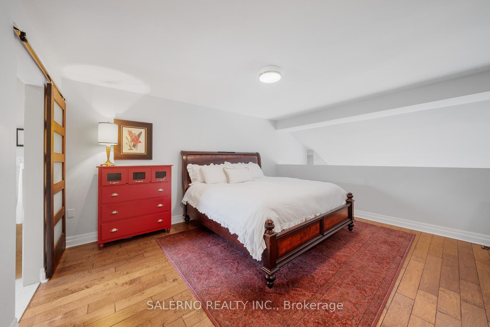 3 Bedrooms Condo at 128 Aerodrome, Toronto For sale