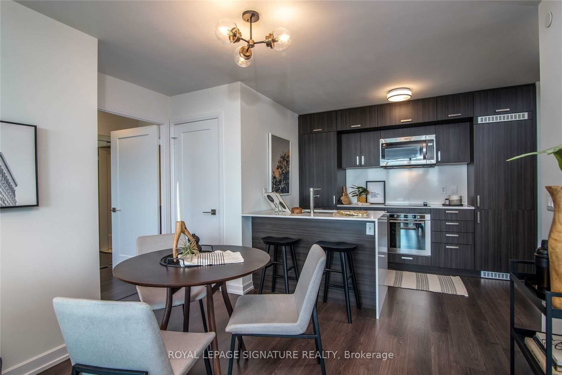 18 Erskine Avenue, #3307