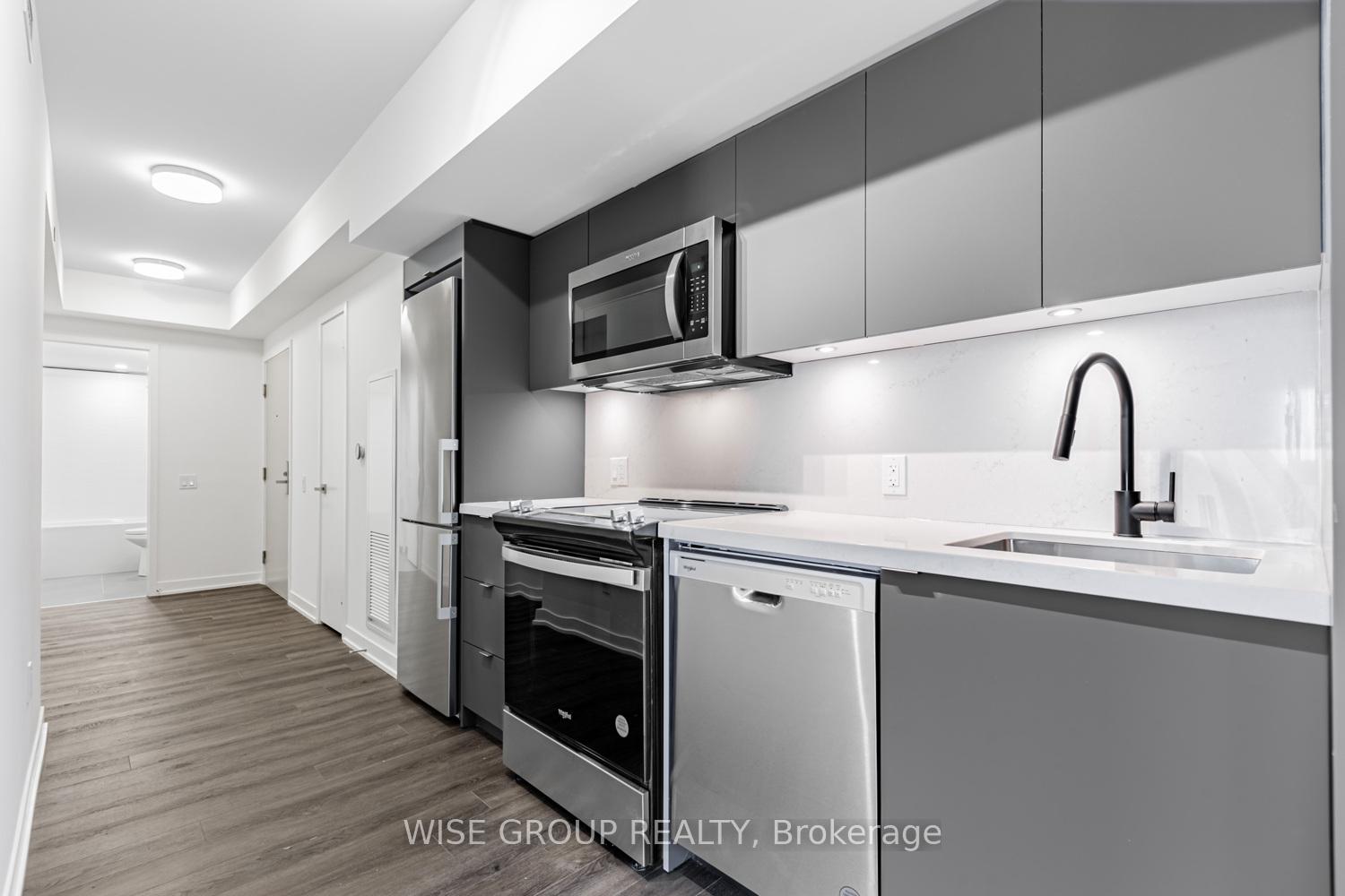 3 Bedrooms Condo at 500 Wilson, Toronto For sale