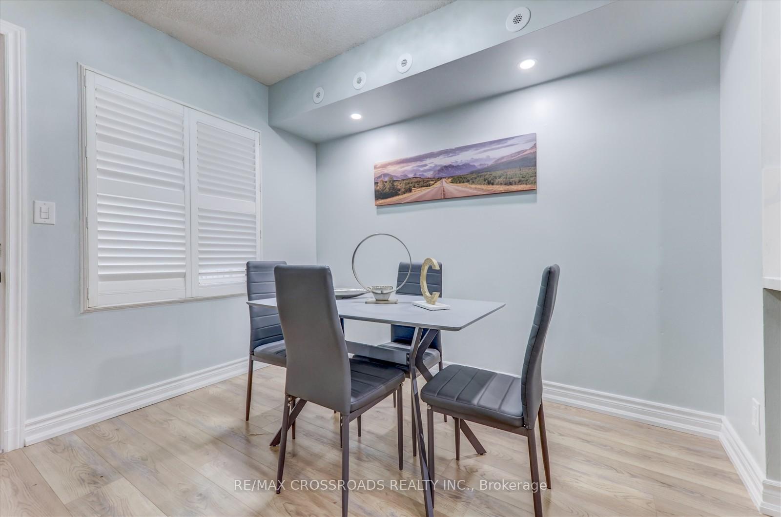 3 Bedrooms Condo at 3047 Finch, Toronto For sale