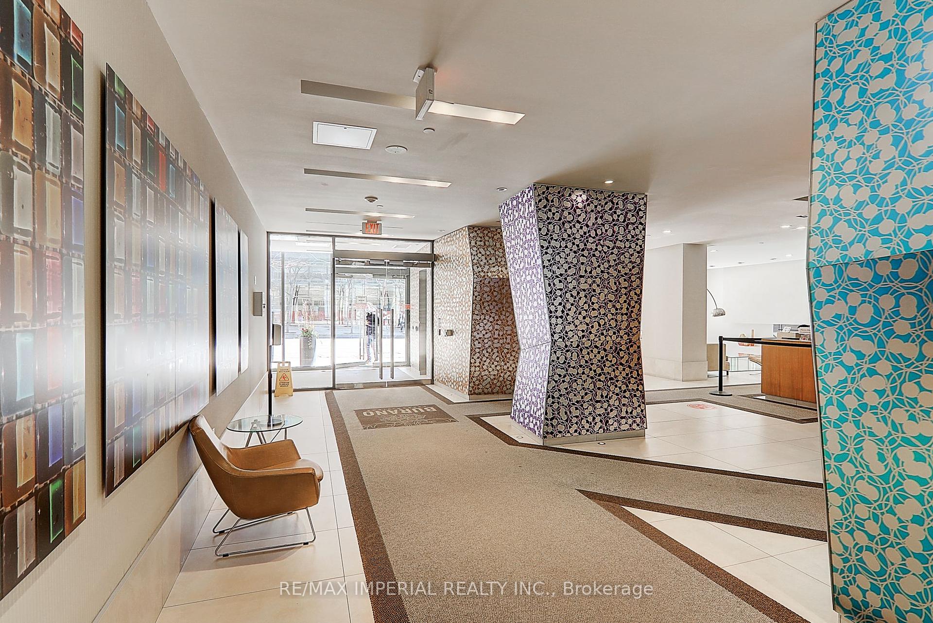 4 Bedrooms Condo at 832 Bay, Toronto For sale