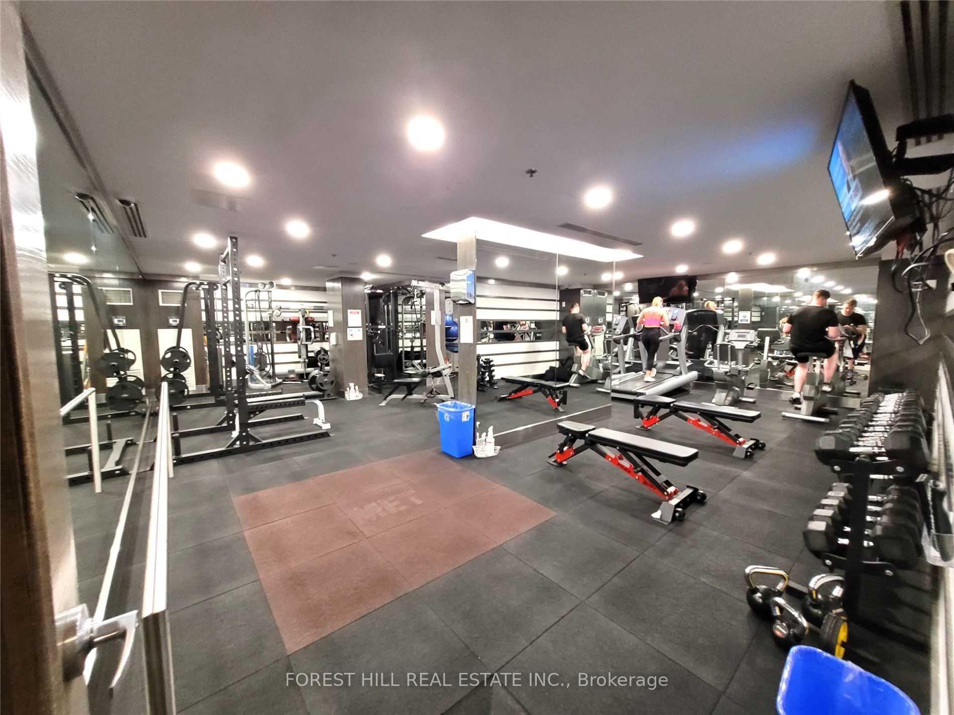 2 Bedrooms Condo at 8 Granby,  Toronto For sale
