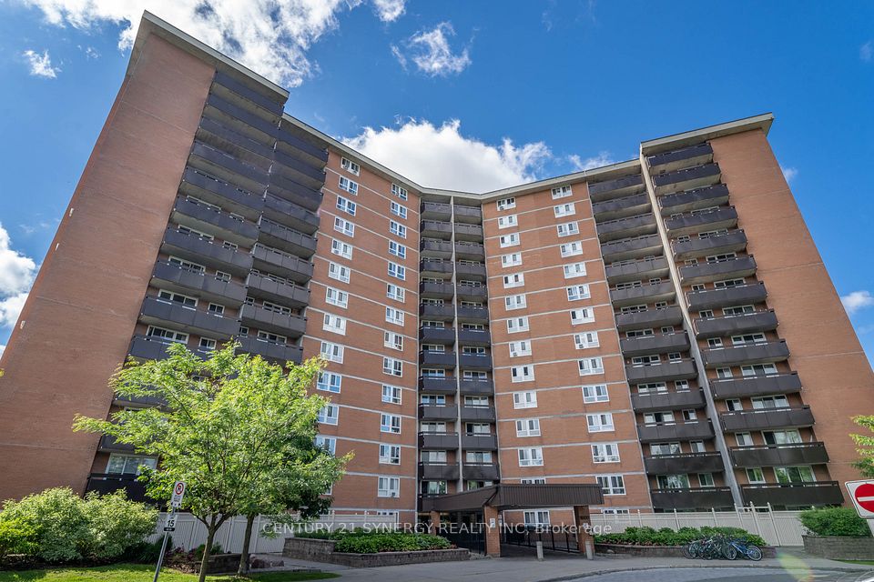 #718 - 2000 JASMINE Crescent, BeaconHillNorthSouthandArea, ON K1J 8K4
