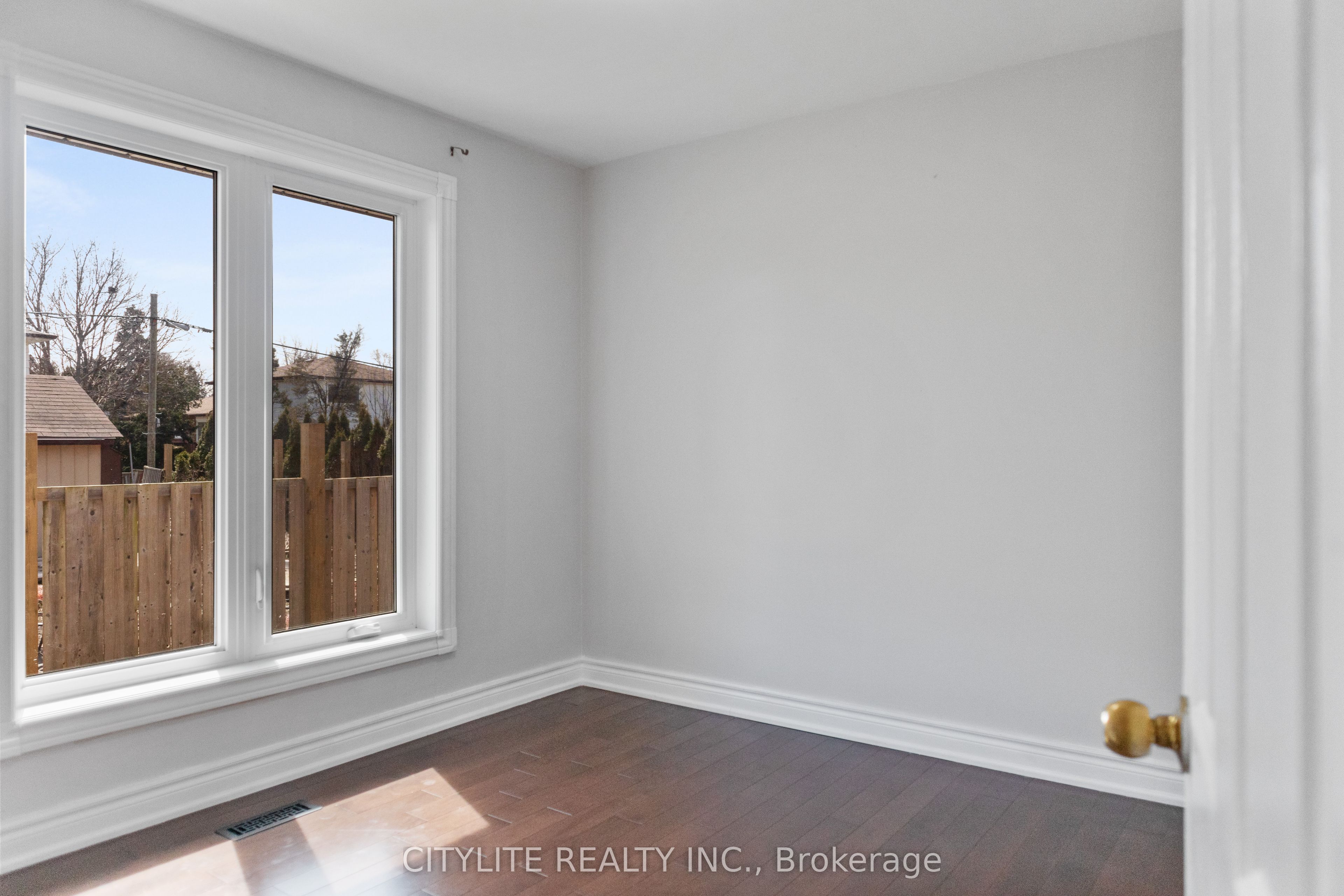 2 Emmeline Crescent