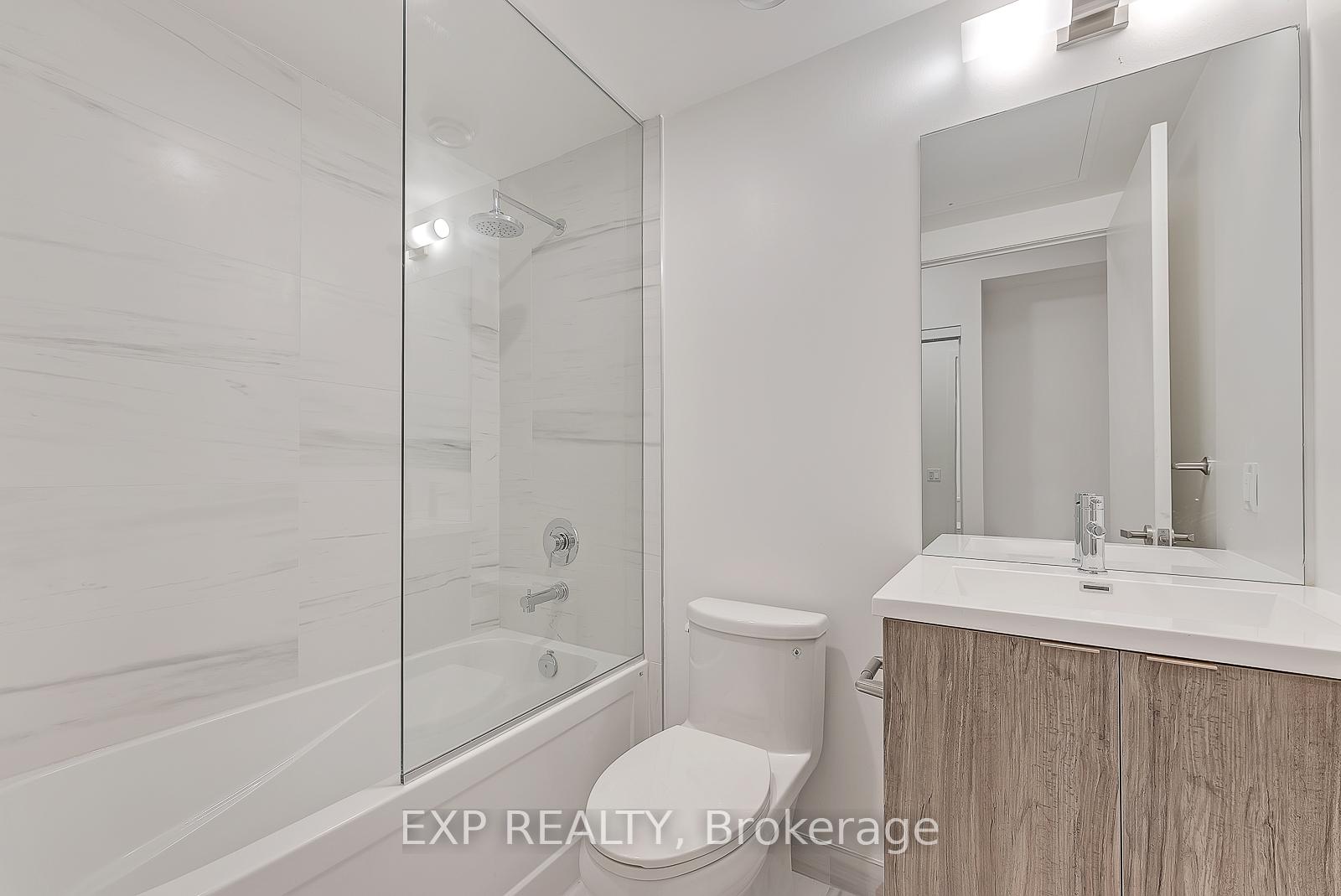 1 Bedroom Condo at 138 Downes, Toronto For sale