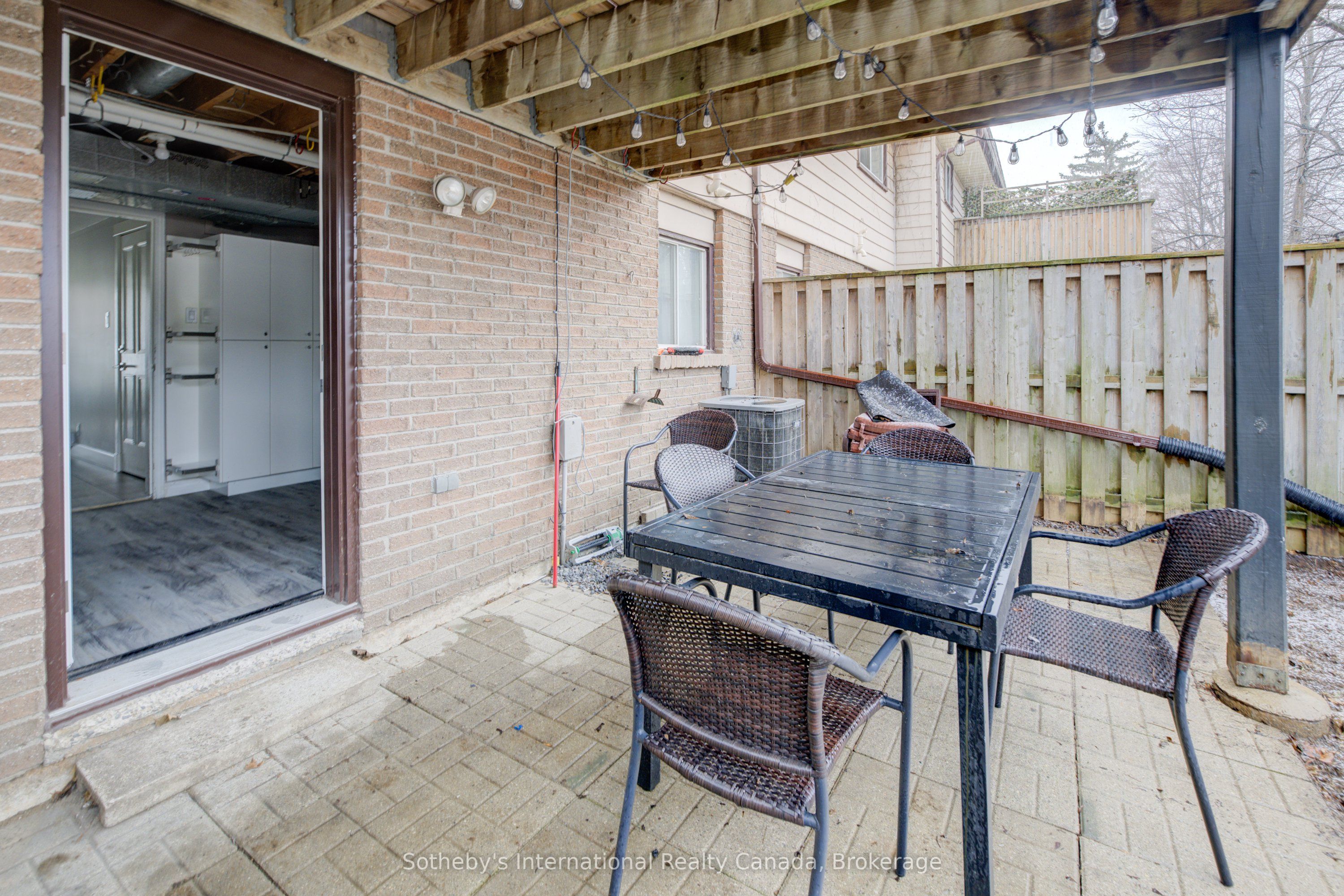 49 Cedarwoods Crescent, #52