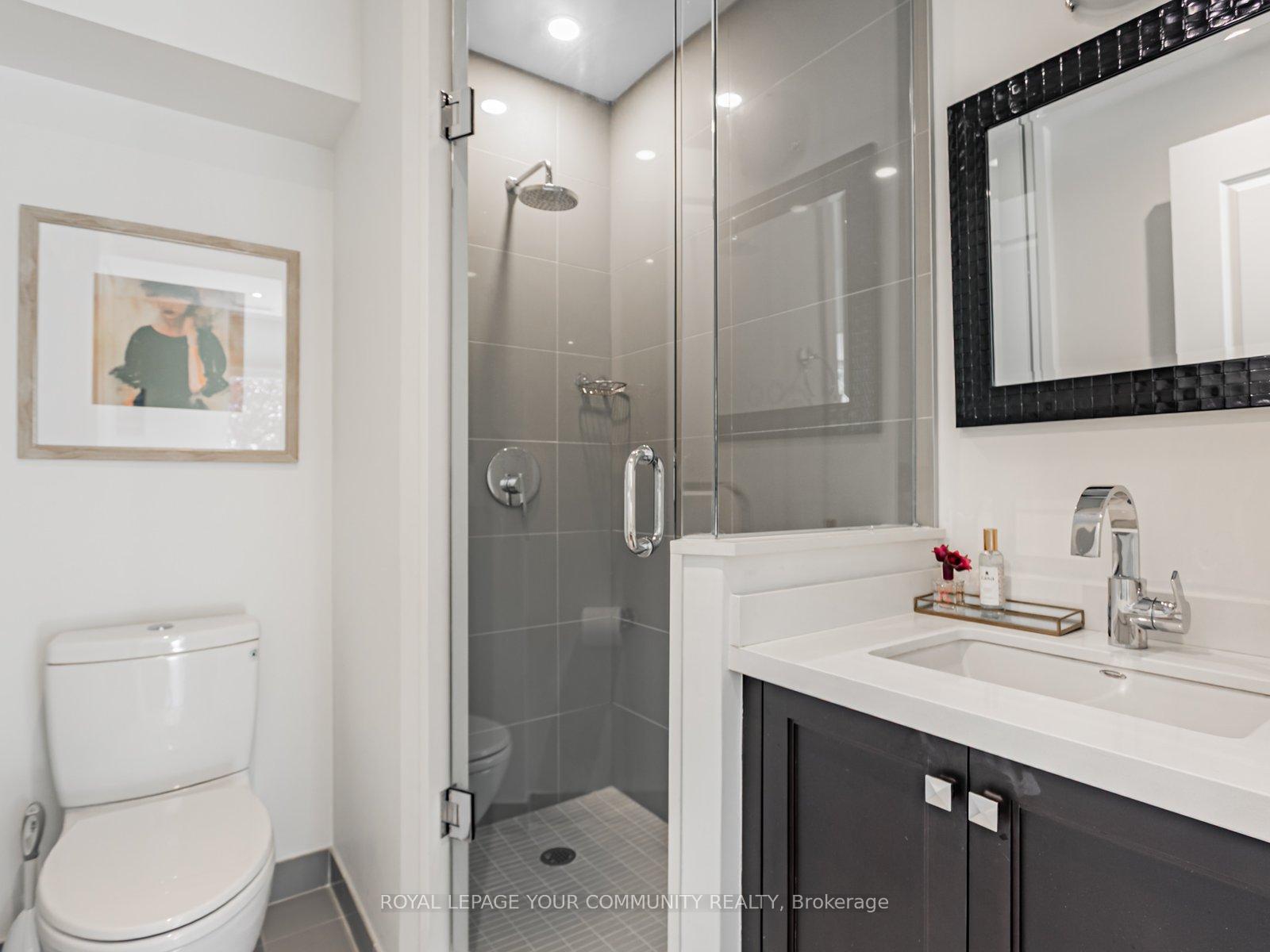 3 Bedrooms Condo at 1 Rainsford, Toronto For sale