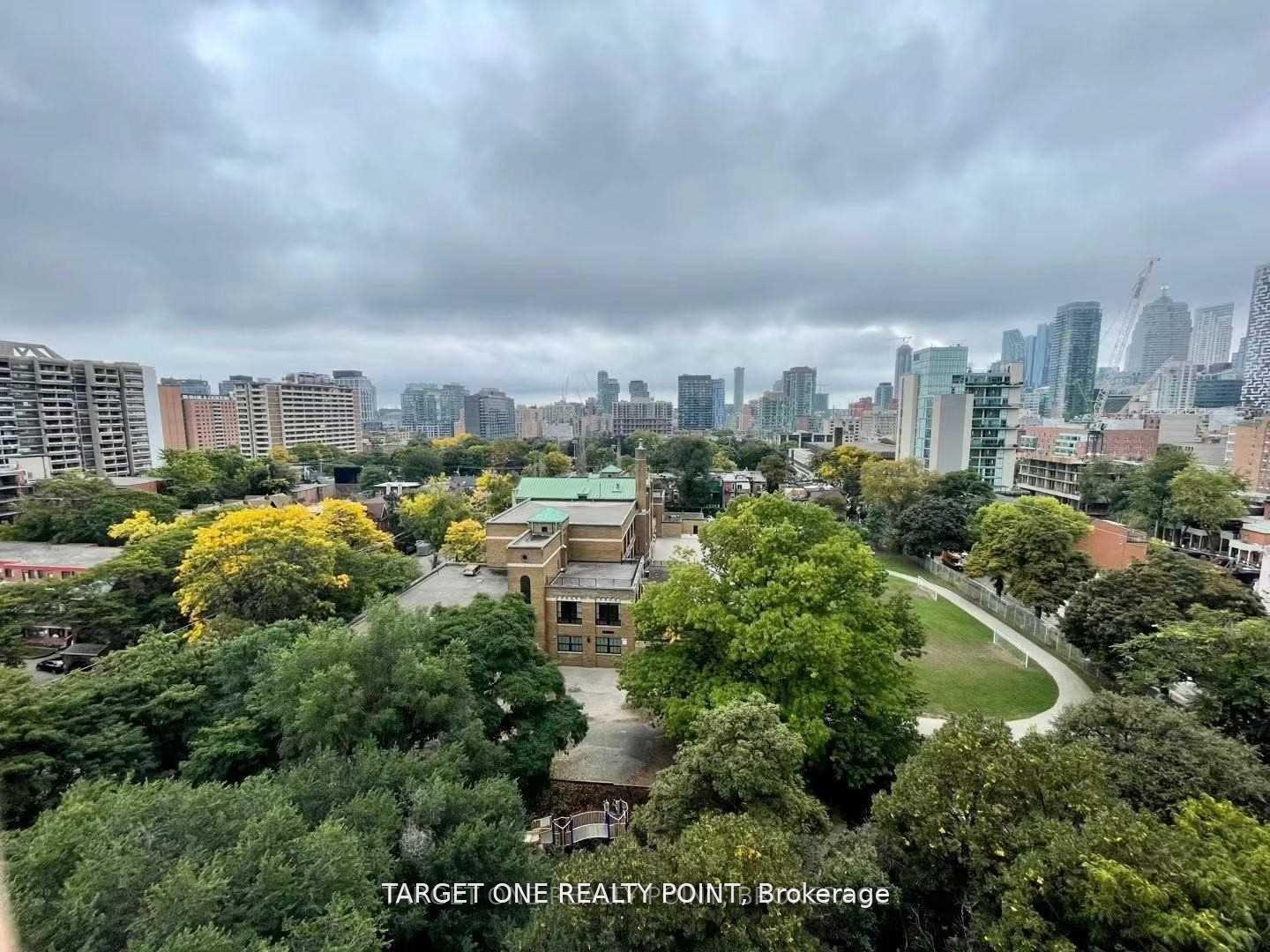2 Bedrooms Condo at 219 Dundas,  Toronto For sale