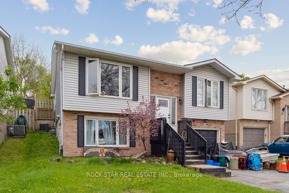 32 Hemlock Street, St. Catharines, ON L2T 4B7