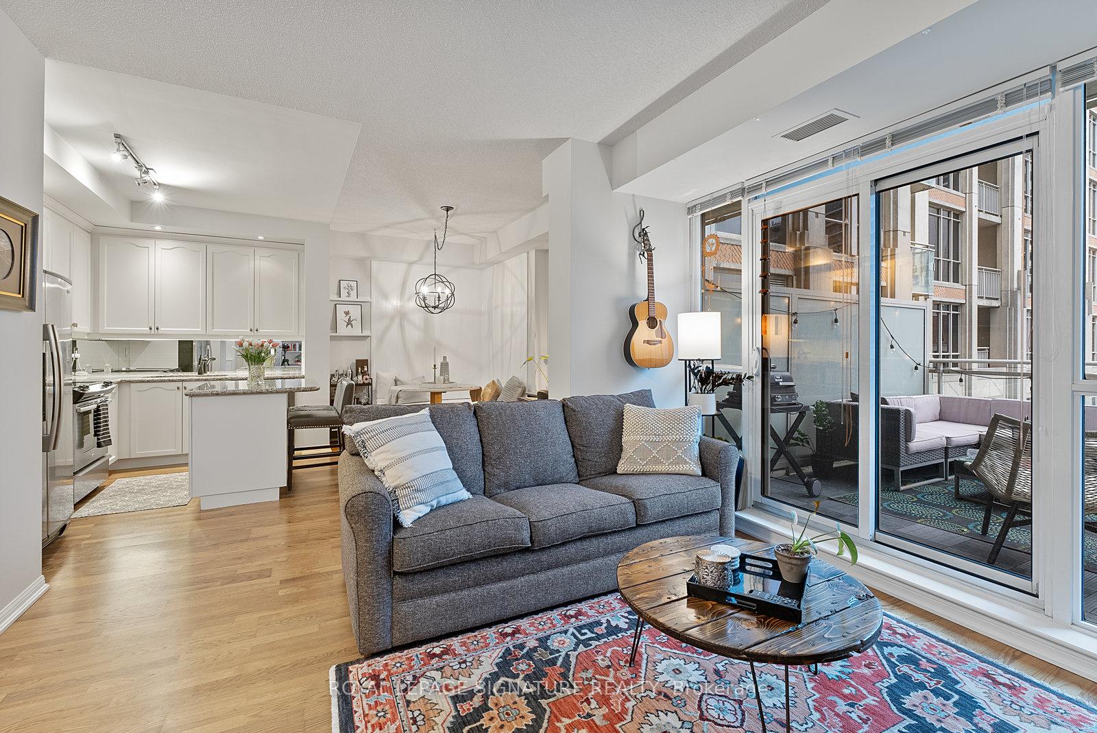 1 Bedroom Condo at 628 Fleet, Toronto For sale