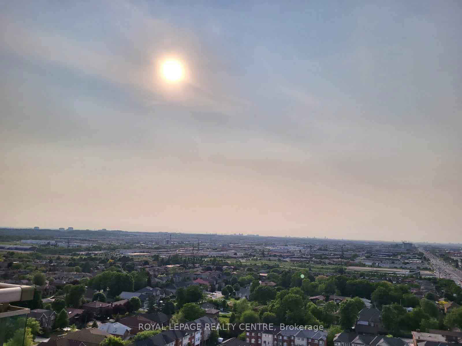 2 Bedrooms Condo at 1359 Rathburn, Mississauga For sale