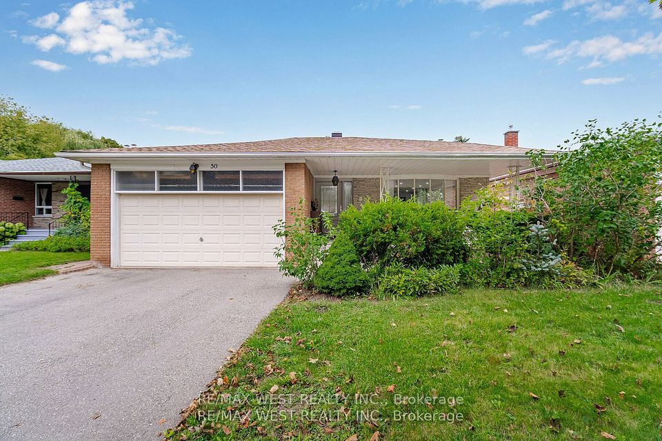 50 Bruce Farm Drive, Toronto, ON M2H 1G5