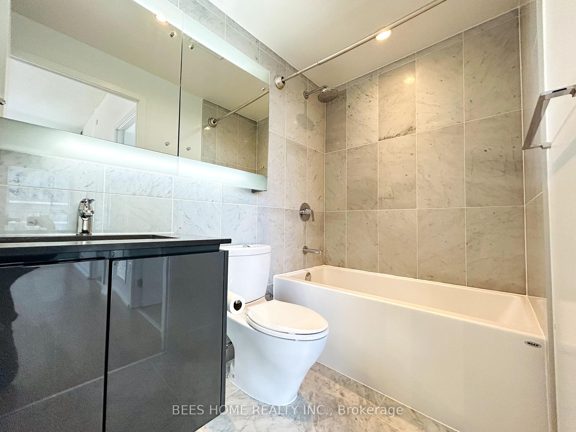 2 Bedrooms Condo at 115 McMahon, Toronto For sale