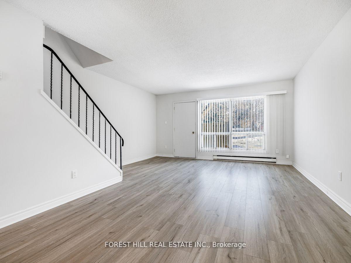 3 Bedrooms Condo at 53 Woody Vine, Toronto For sale