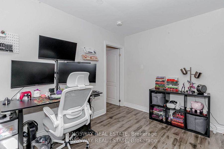 1395 Tyneburn Crescent