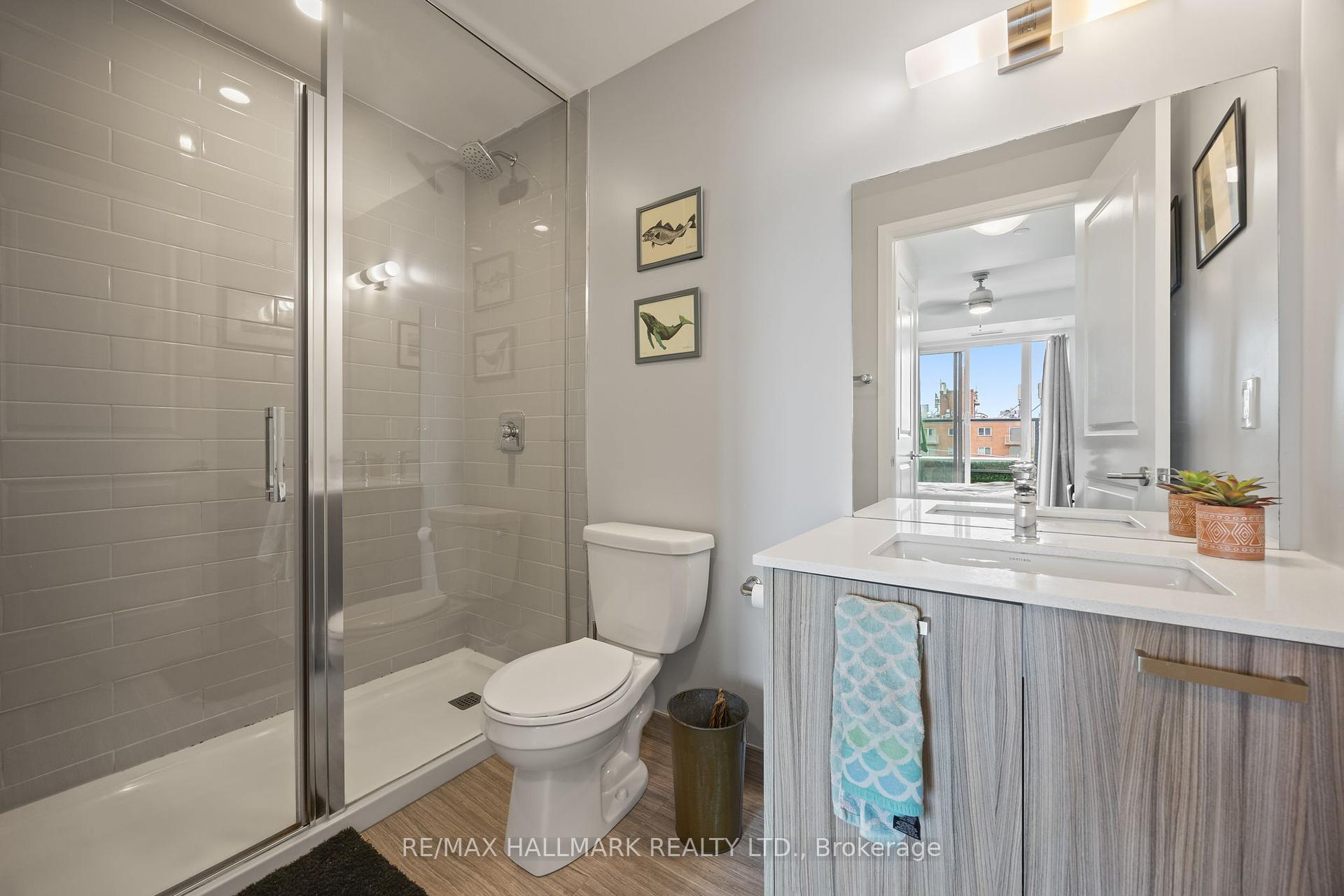 3 Bedrooms Condo at 1630 Queen, Toronto For sale