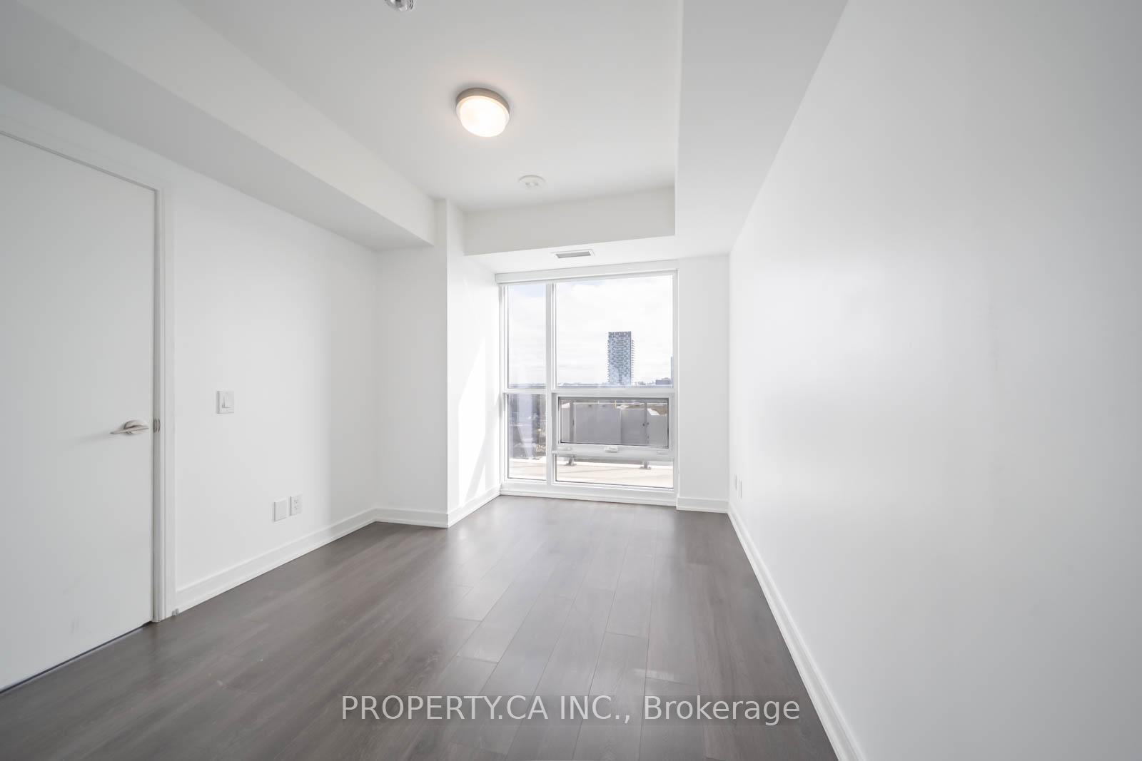 2 Bedrooms Condo at 30 Samuel Wood,  Toronto For sale