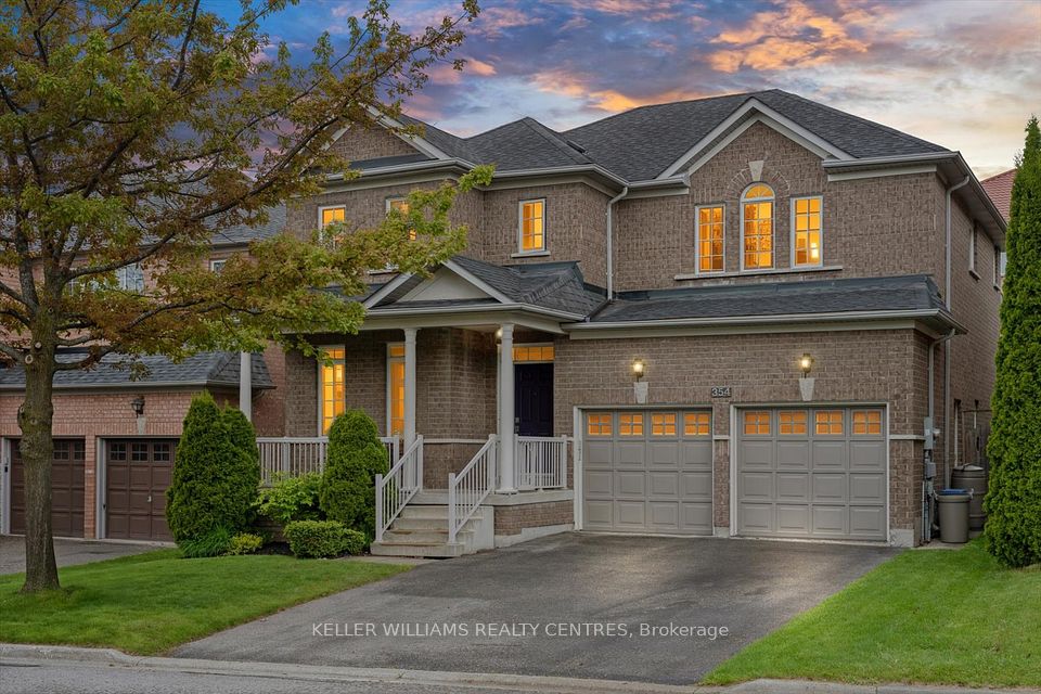 354 Coachwhip Trail, Newmarket, ON L3X 2R6