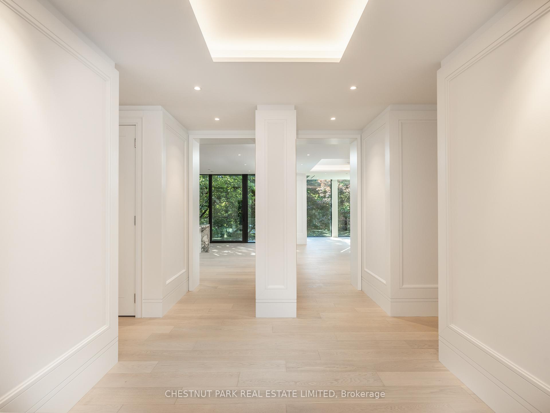 2 Bedrooms Condo at 7 Dale, Toronto For sale