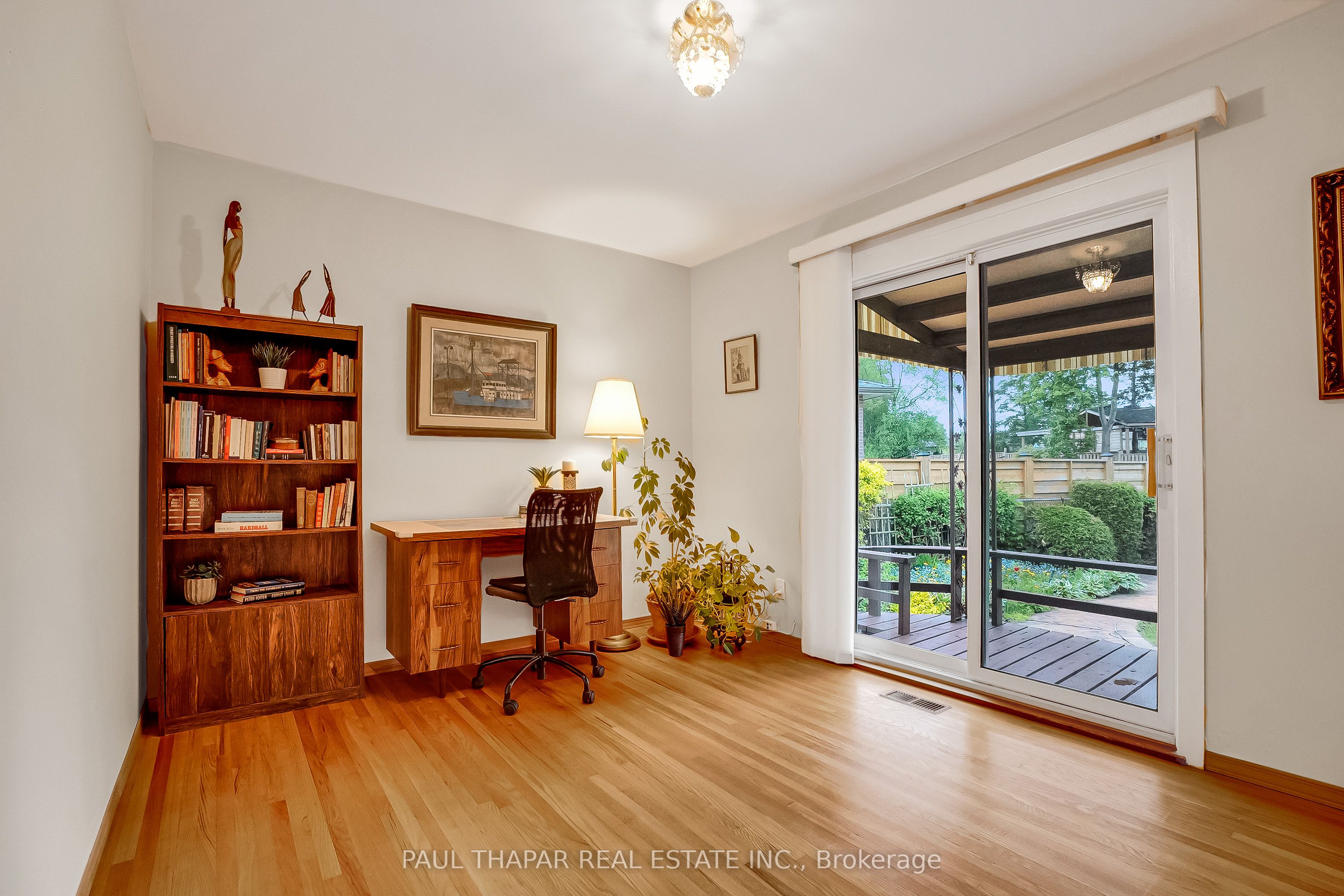 64 Grove Park Crescent