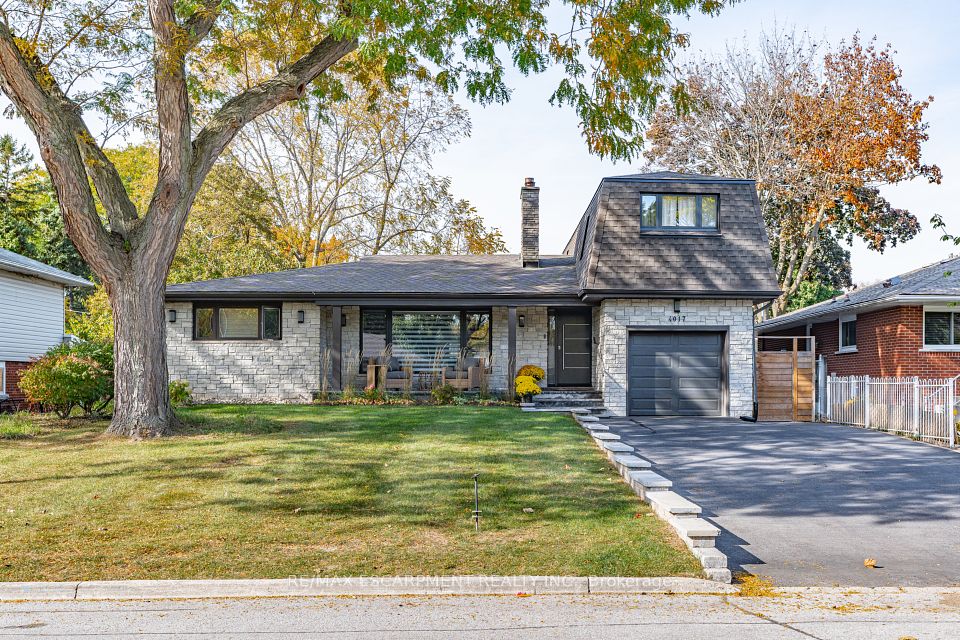 4017 Grapehill