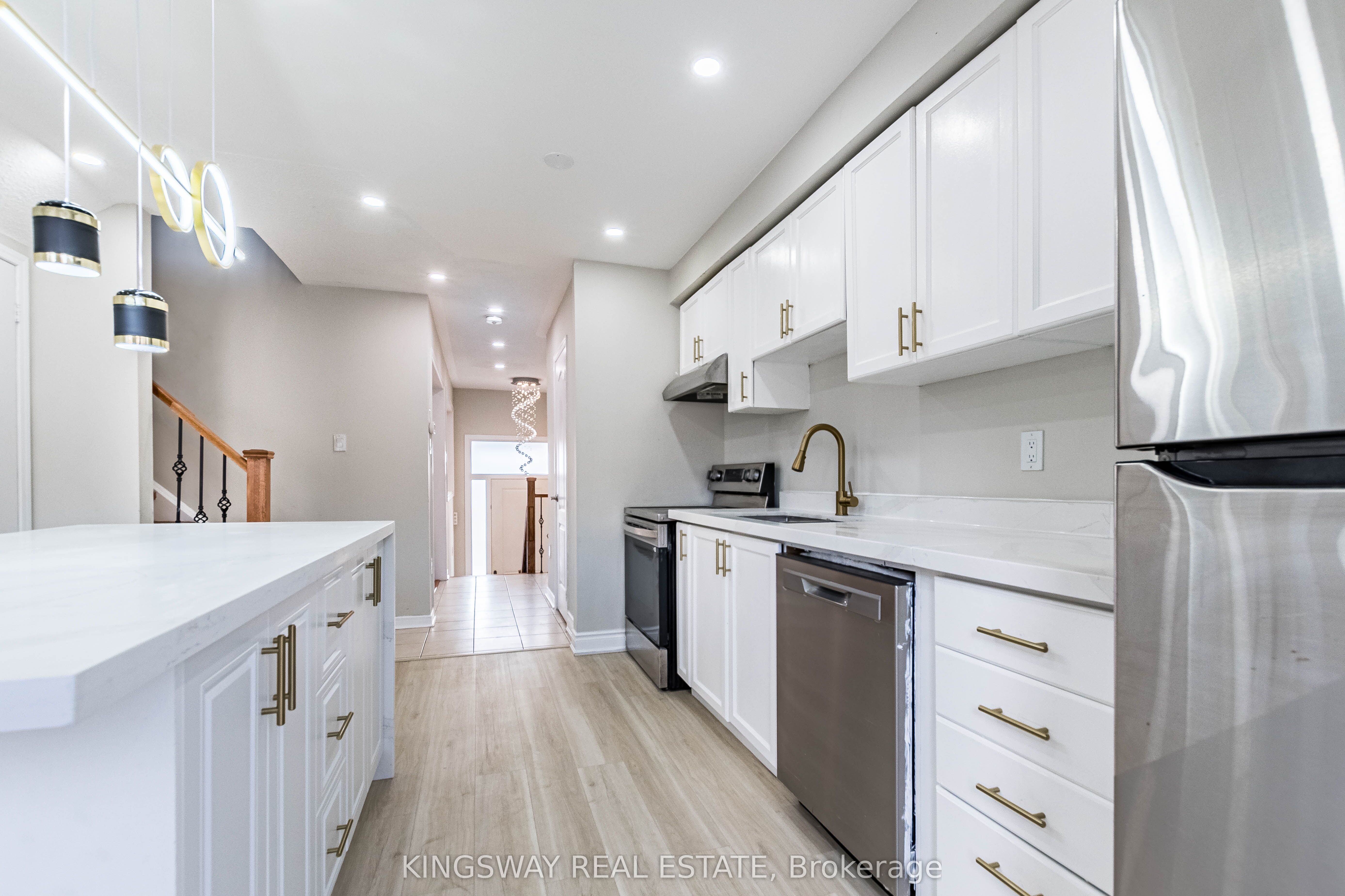 5821 Tiz Road, Mississauga Hurontario