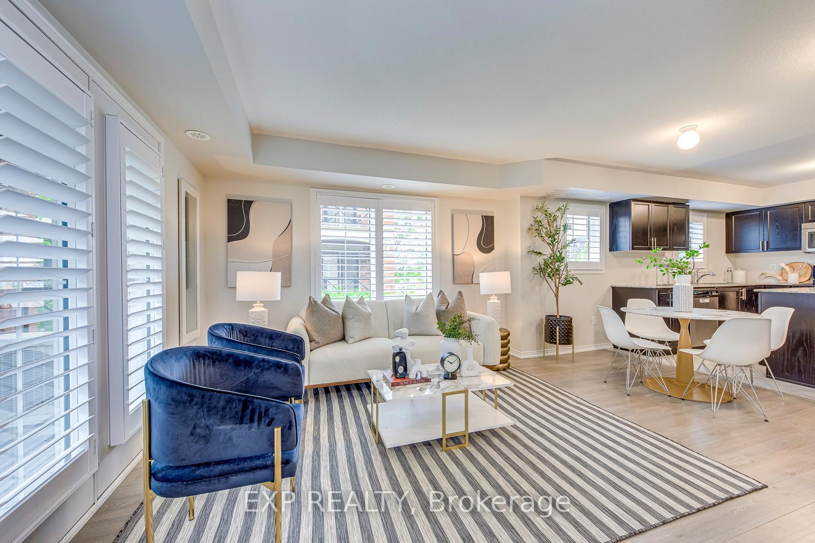 2 Bedrooms Condo at 2484 Post, Oakville For sale