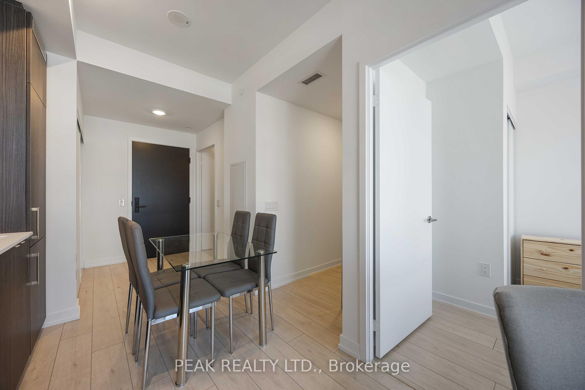 1 Bedroom Condo at 500 Dupont,  Toronto For sale