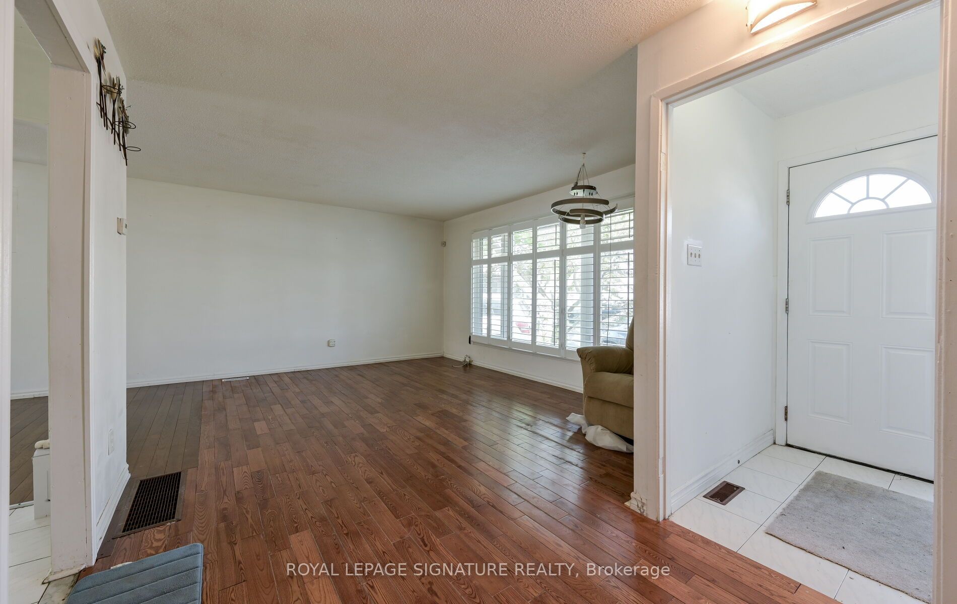 10 Heatherside Court