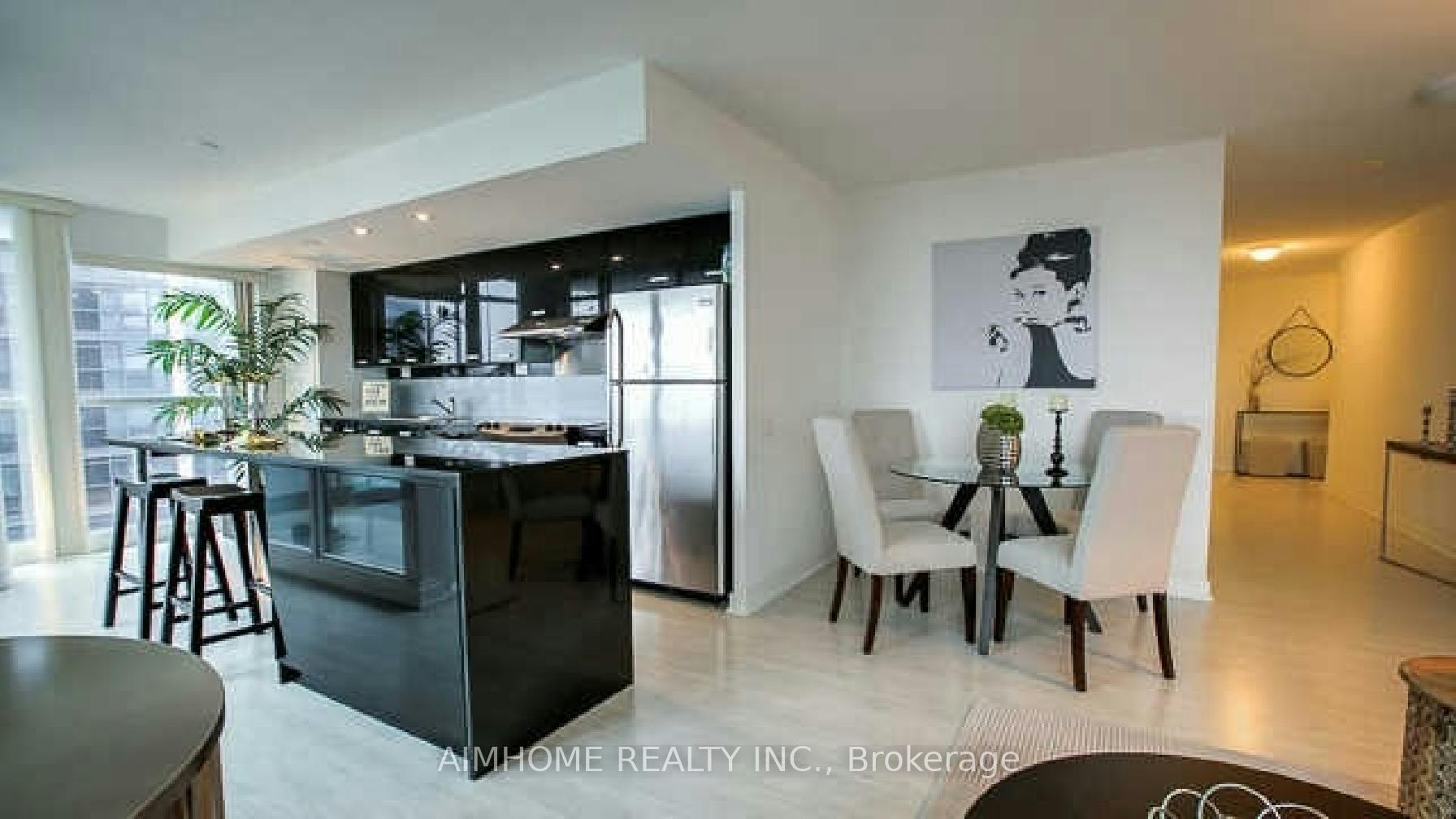 3 Bedrooms Condo at 19 Singer, Toronto For sale