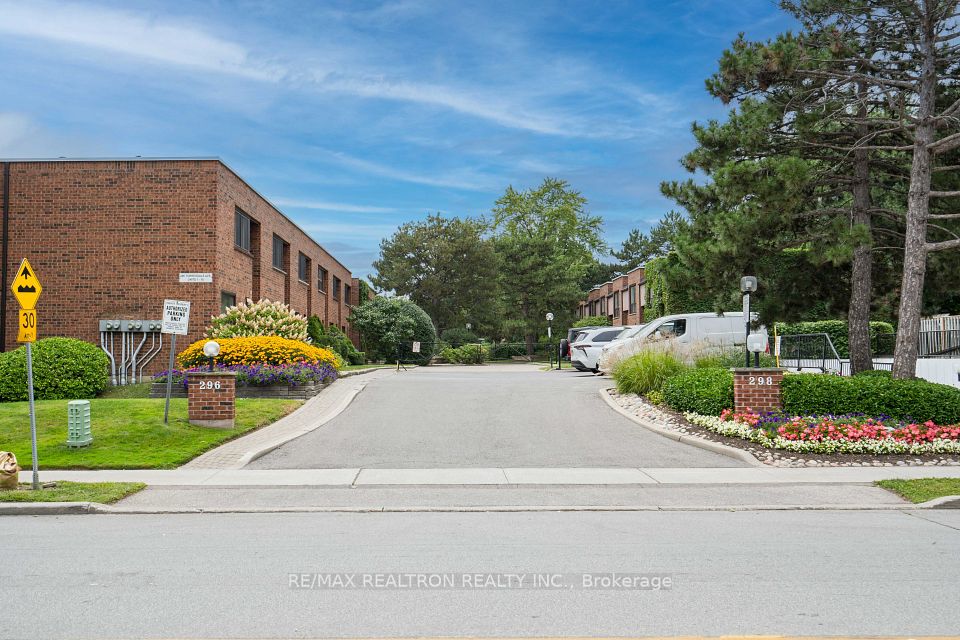 296 Torresdale