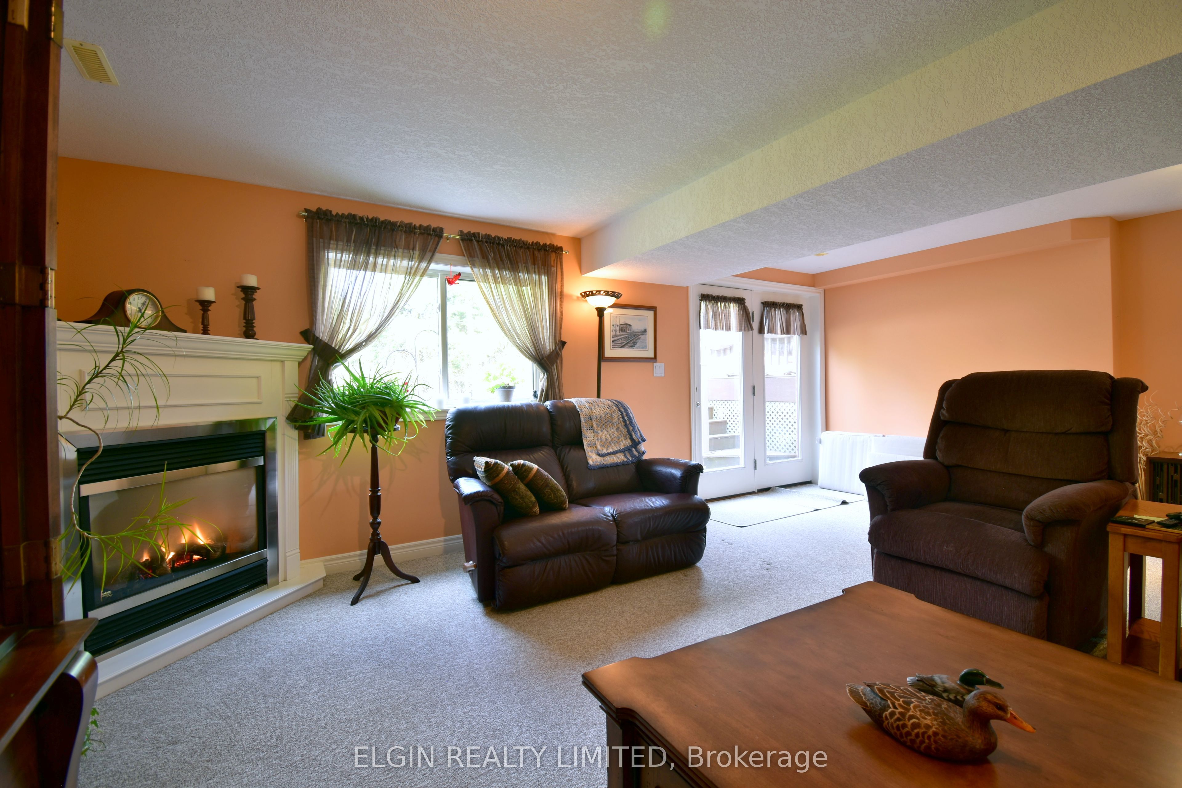44 Charter Creek Court, St. Thomas, ON N5R 0L3