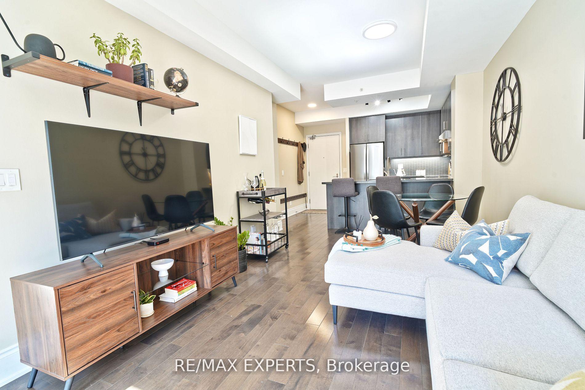 1 Bedroom Condo at 15 James Finlay, Toronto For sale