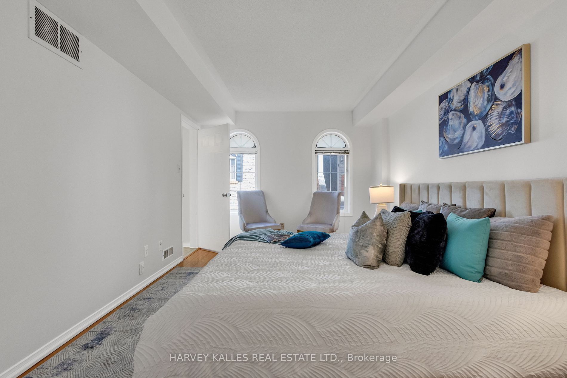 66 Sidney Belsey Crescent 201