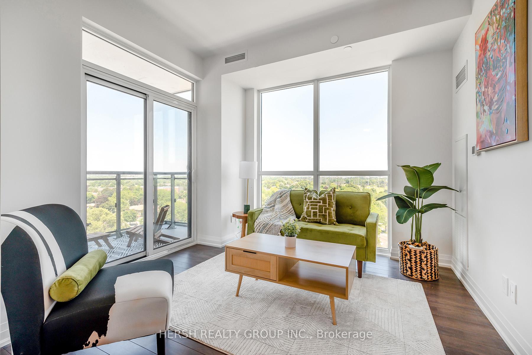3 Bedrooms Condo at 10 Meadowglen,  Toronto For sale
